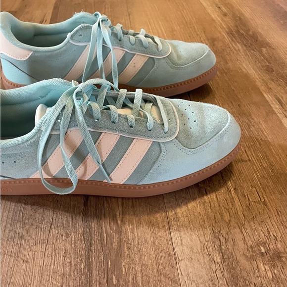 Adidas Breaknet Suede Size 9.5 - Picture 1 of 4